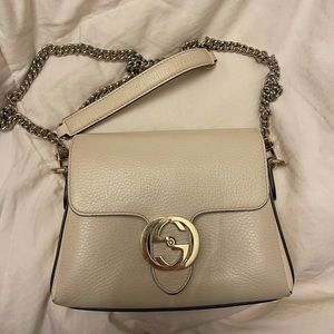 White Gucci bag